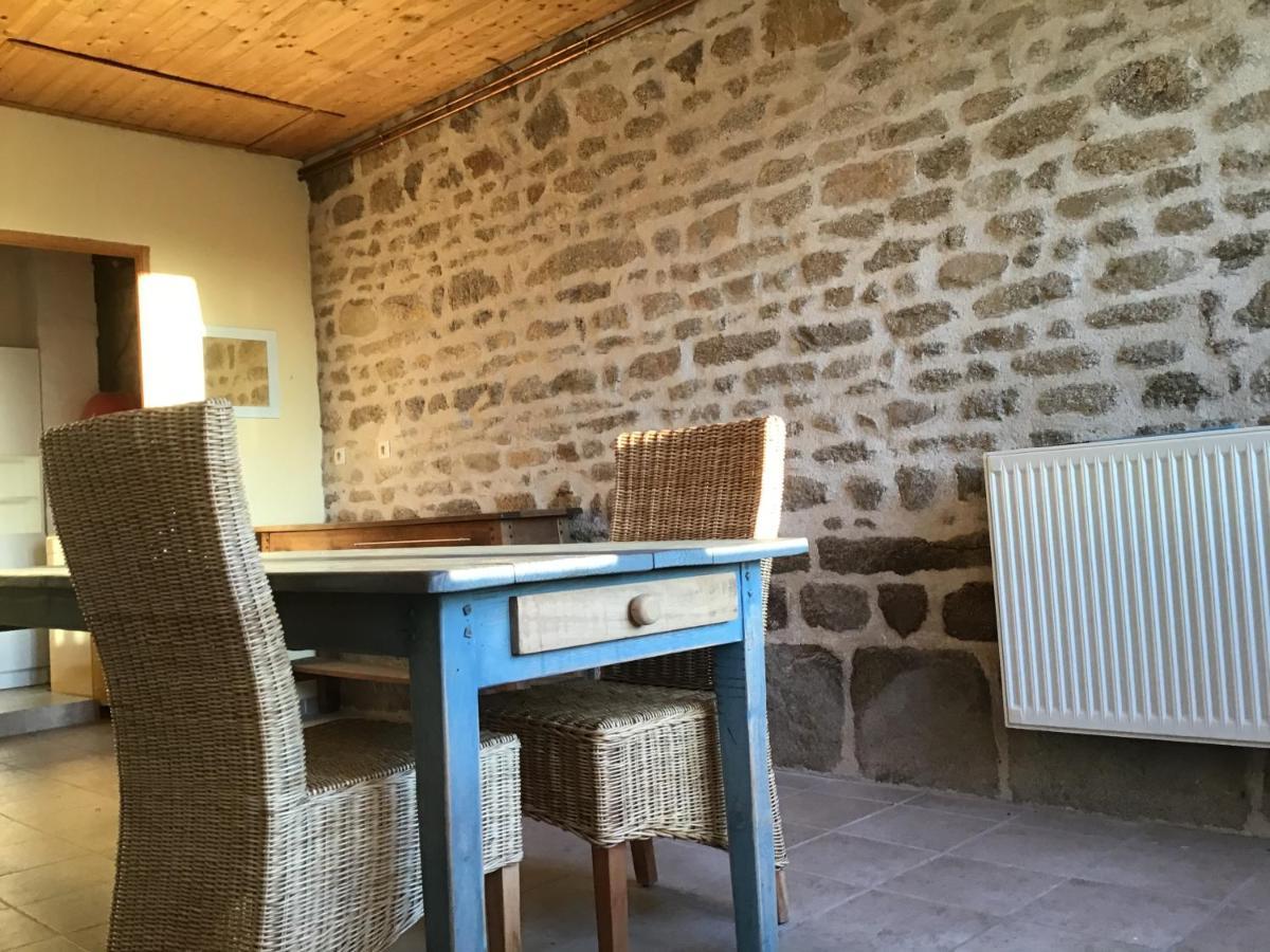 Le Noyer Bed & Breakfast Rougnat Eksteriør bilde