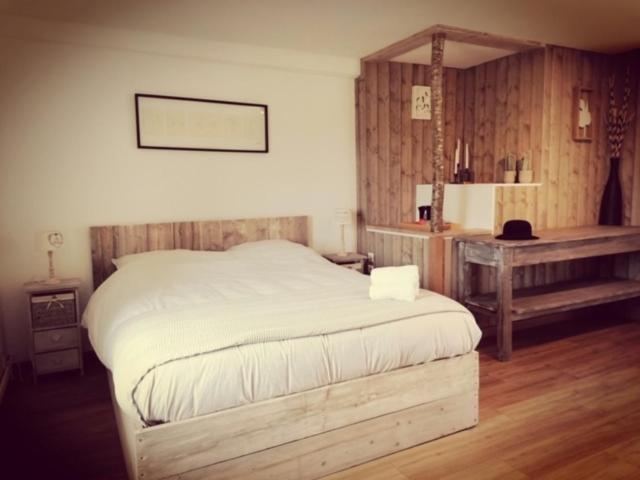 Le Noyer Bed & Breakfast Rougnat Eksteriør bilde