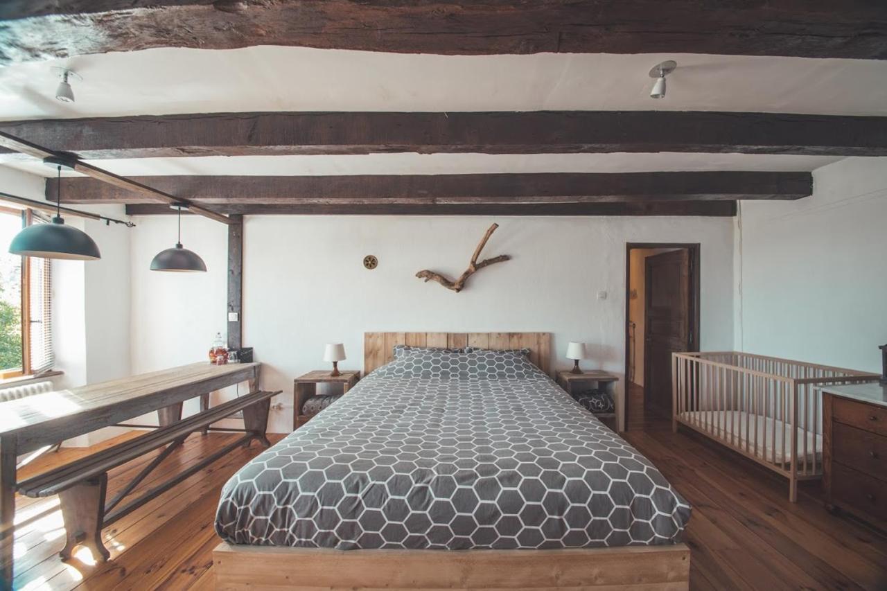 Le Noyer Bed & Breakfast Rougnat Eksteriør bilde