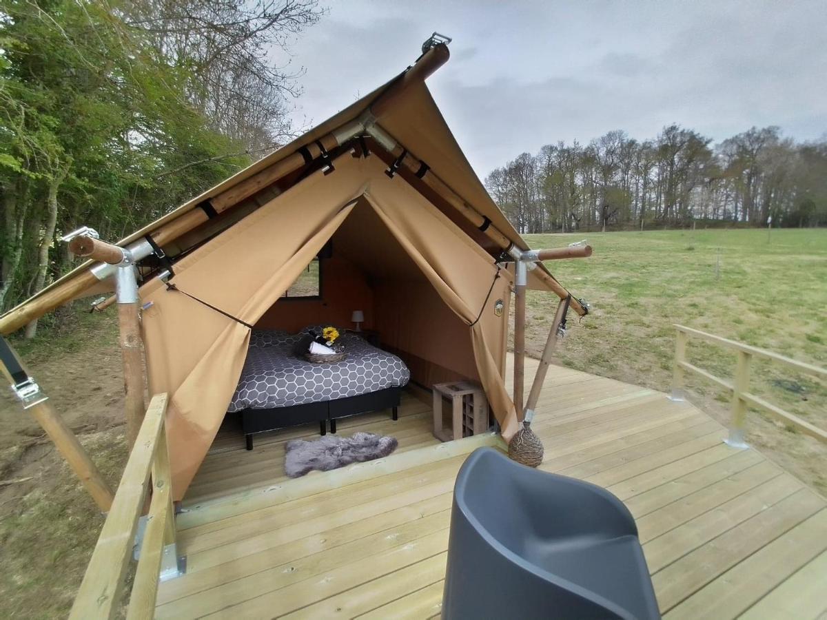 Le Noyer Bed & Breakfast Rougnat Eksteriør bilde